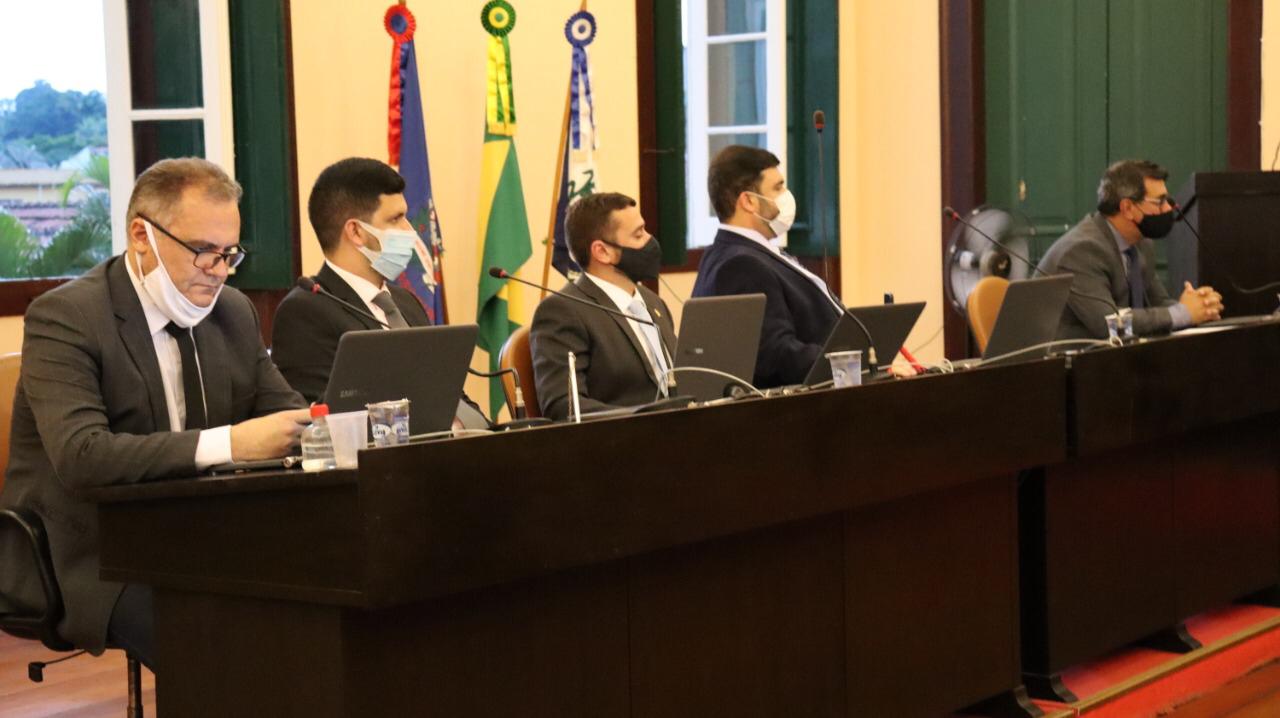 Eleitos vereadores para compor Comissões Permanentes