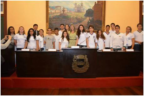 Presidente deu posse a parlamentares da Câmara Jovem